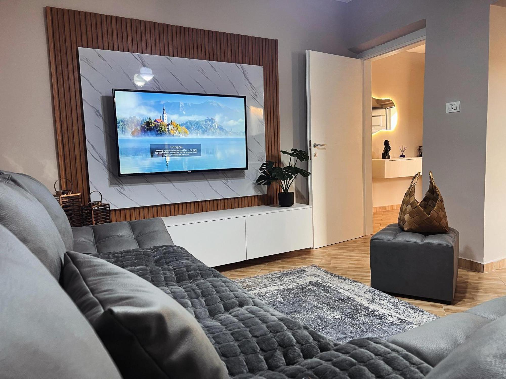 New Modern Tirana Apartment ภายนอก รูปภาพ